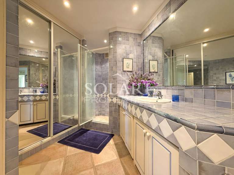 Villa with Sea view Théoule-sur-Mer - 4 bedrooms - 180m²