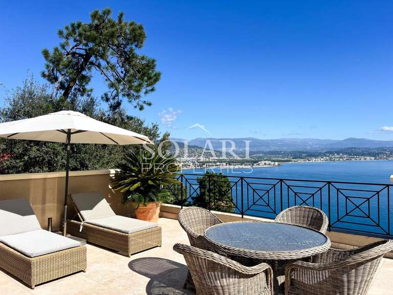 Villa with Sea view Théoule-sur-Mer - 5 bedrooms - 180m²