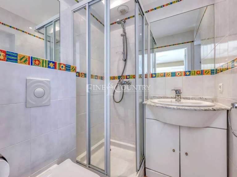 Villa with Sea view Théoule-sur-Mer - 4 bedrooms - 231m²