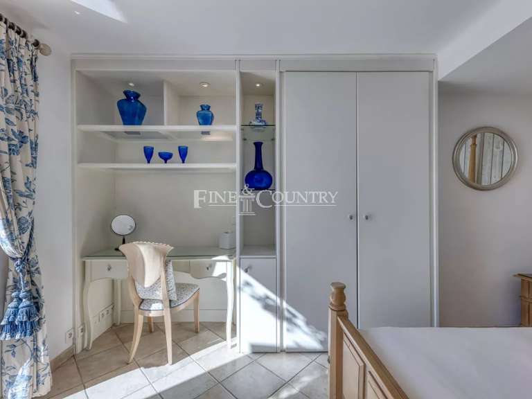 Villa with Sea view Théoule-sur-Mer - 4 bedrooms - 231m²