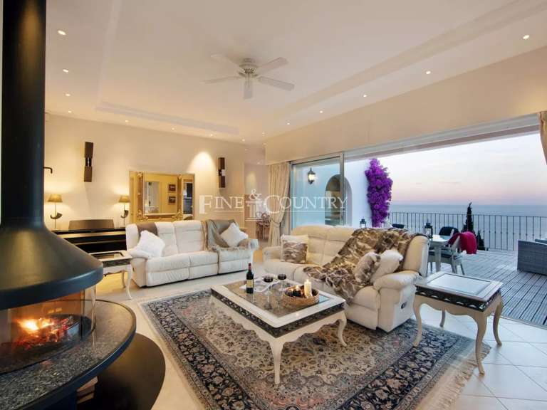 Villa with Sea view Théoule-sur-Mer - 4 bedrooms - 231m²