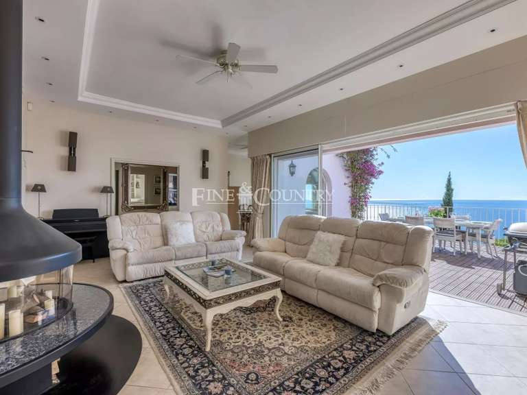 Villa with Sea view Théoule-sur-Mer - 4 bedrooms - 231m²