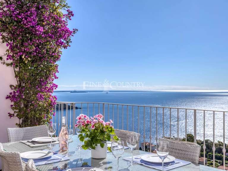 Villa with Sea view Théoule-sur-Mer - 4 bedrooms - 231m²