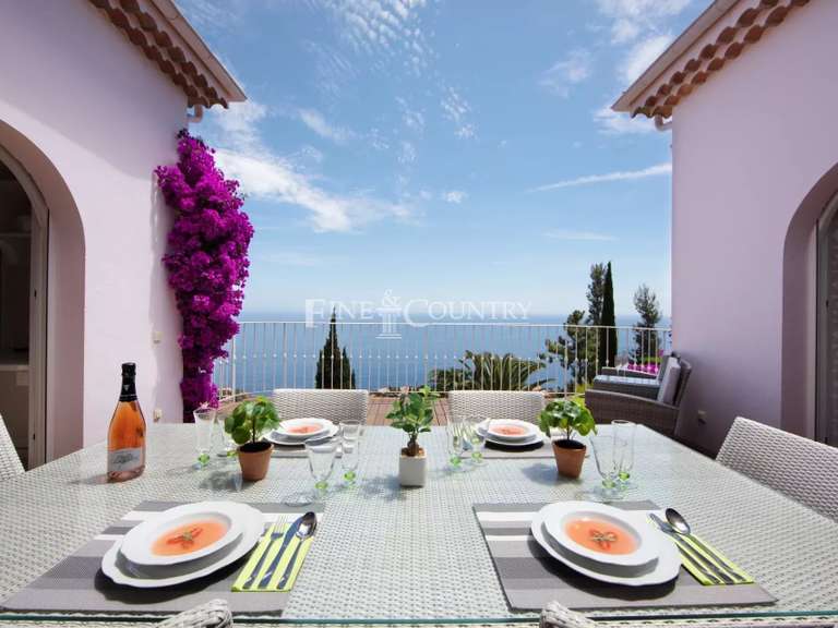 Villa with Sea view Théoule-sur-Mer - 4 bedrooms - 231m²