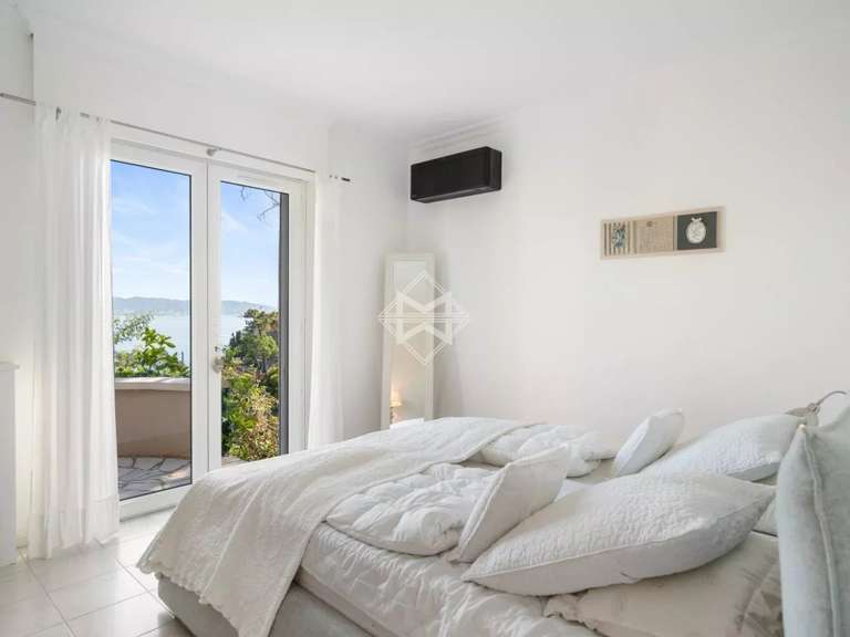 Villa with Sea view Théoule-sur-Mer - 4 bedrooms - 160m²