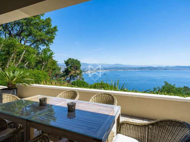 Villa with Sea view Théoule-sur-Mer - 4 bedrooms - 160m²