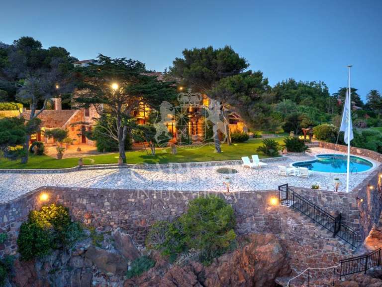 Villa avec Vue sur mer Théoule-sur-Mer - 9 chambres - 700m²