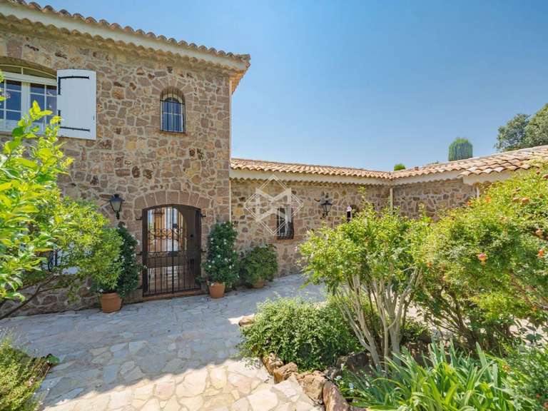 Villa Théoule-sur-Mer - 5 bedrooms - 199m²