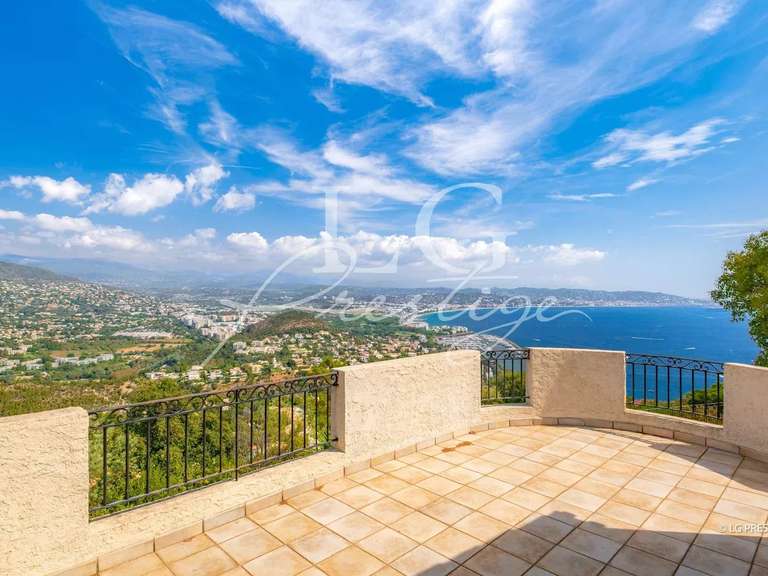 Villa with Sea view Théoule-sur-Mer - 6 bedrooms - 219m²