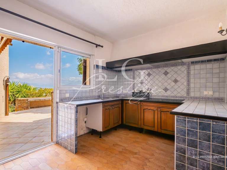 Villa with Sea view Théoule-sur-Mer - 6 bedrooms - 219m²