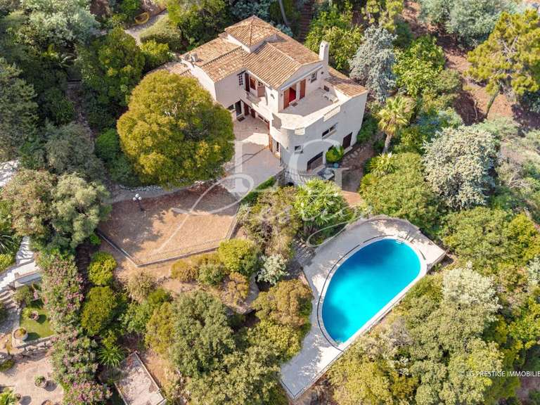 Villa with Sea view Théoule-sur-Mer - 6 bedrooms - 219m²