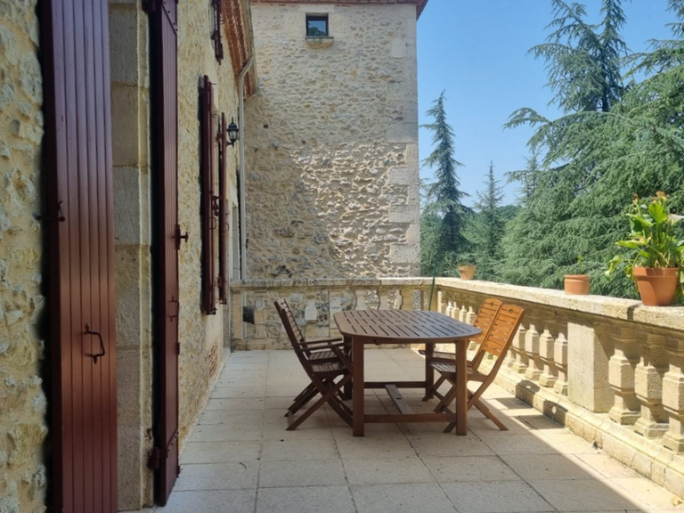 Maison Thézac - 9 chambres - 360m²