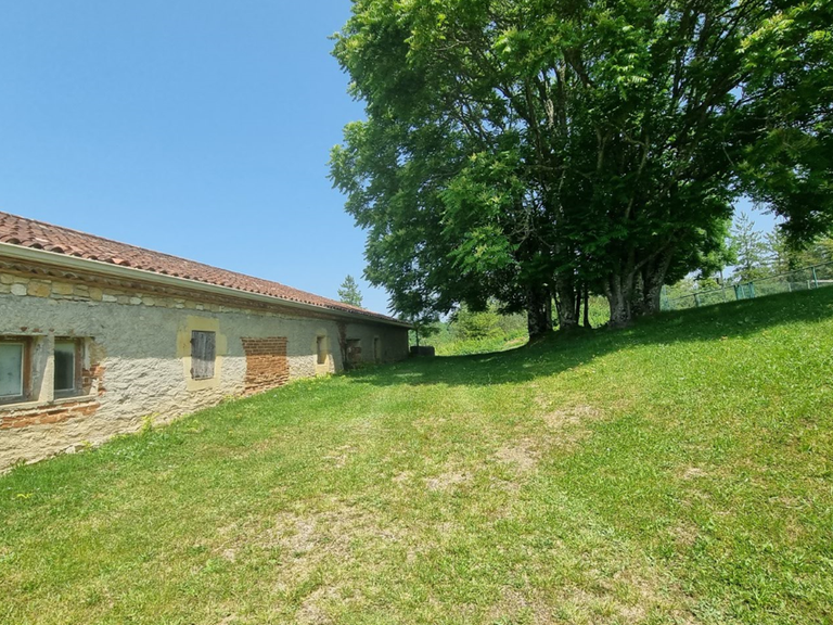 Maison Thézac - 9 chambres - 360m²