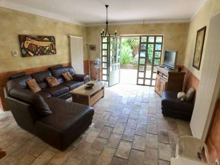 Maison Thézan-des-Corbières - 5 chambres - 275m²