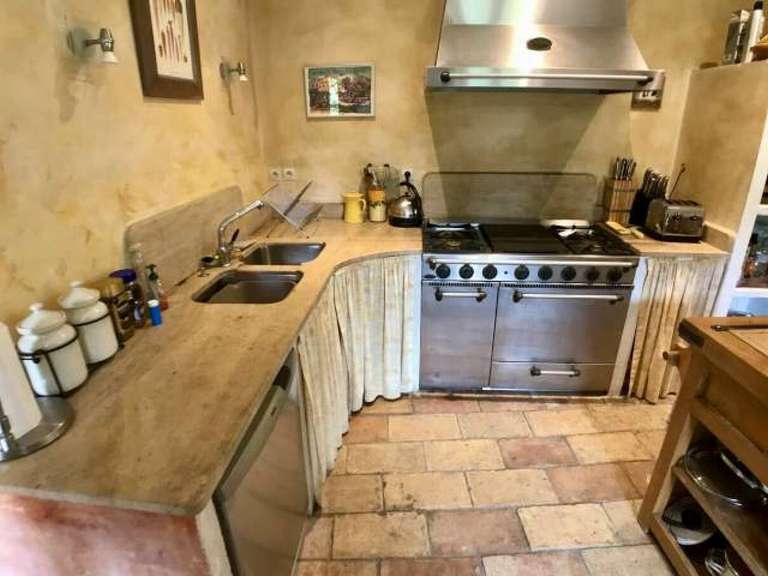 Maison Thézan-des-Corbières - 5 chambres - 275m²