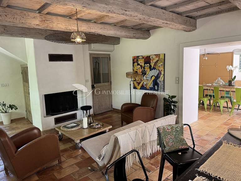 Maison Théziers - 4 chambres - 240m²