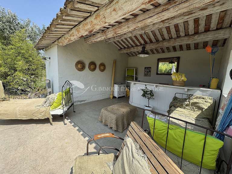 Maison Théziers - 4 chambres - 240m²