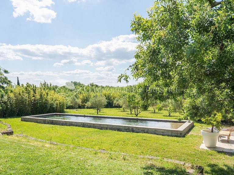 Maison Théziers - 4 chambres - 240m²