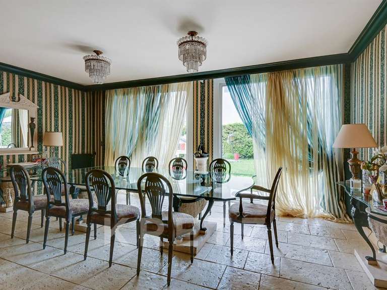 Maison Thiais - 4 chambres - 300m²
