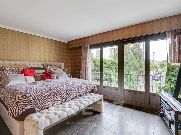 Maison Thiais - 4 chambres - 300m²