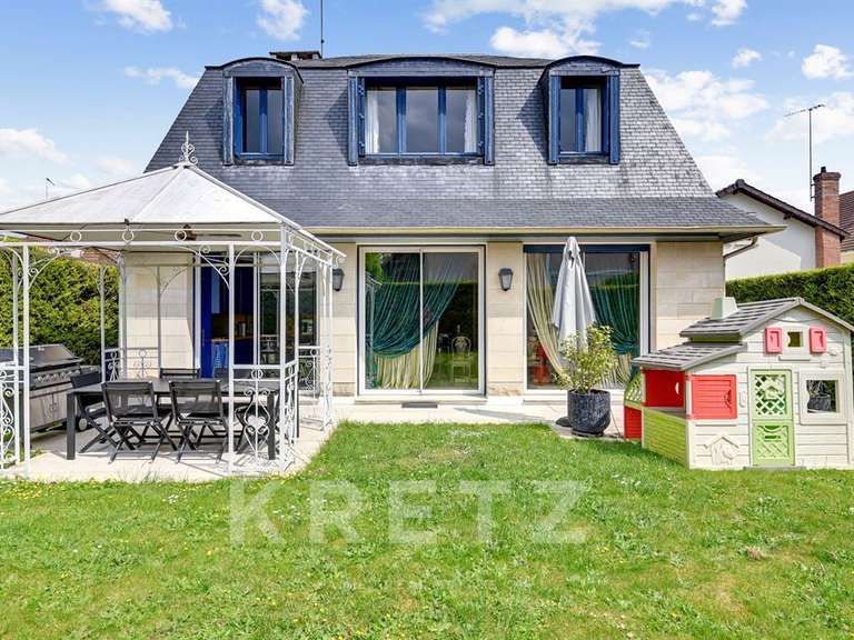 Maison Thiais - 4 chambres - 300m²