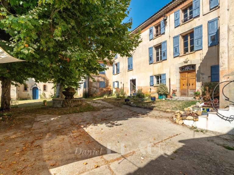 Maison Thoard - 3 chambres - 1500m²