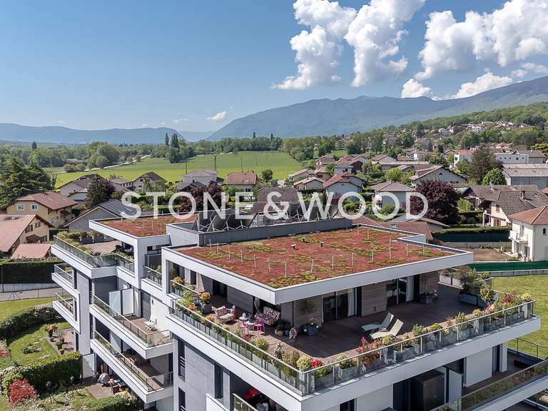 Appartement Thoiry - 3 chambres - 145m²