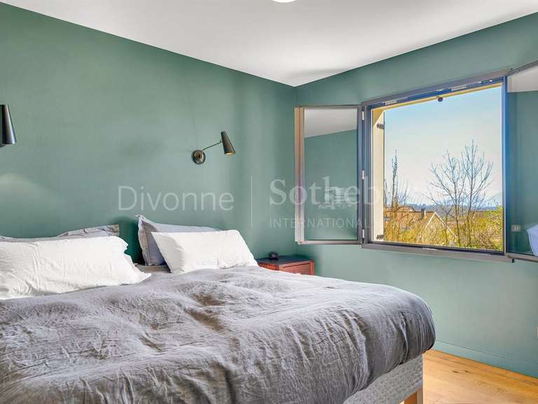 Maison Thoiry - 4 chambres - 281m²