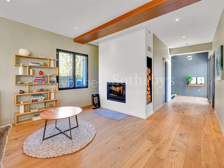 Maison Thoiry - 4 chambres - 281m²