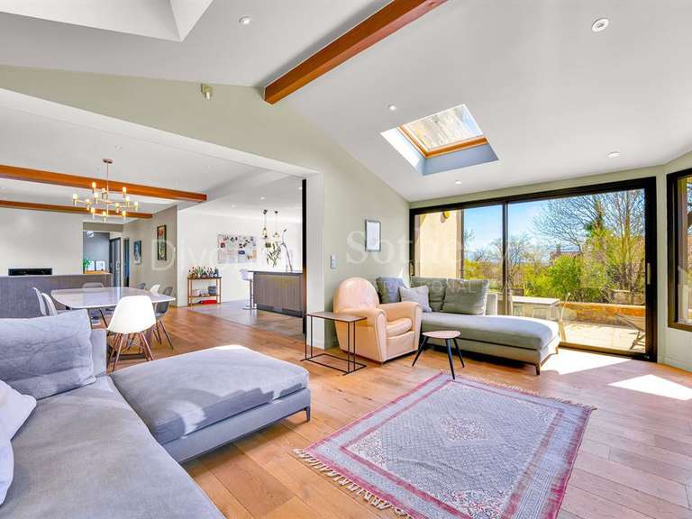 Maison Thoiry - 4 chambres - 281m²