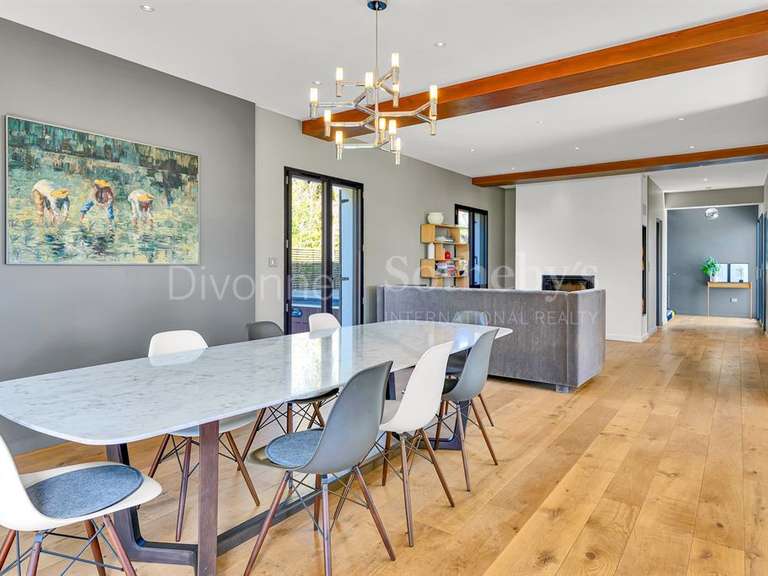 Maison Thoiry - 4 chambres - 281m²