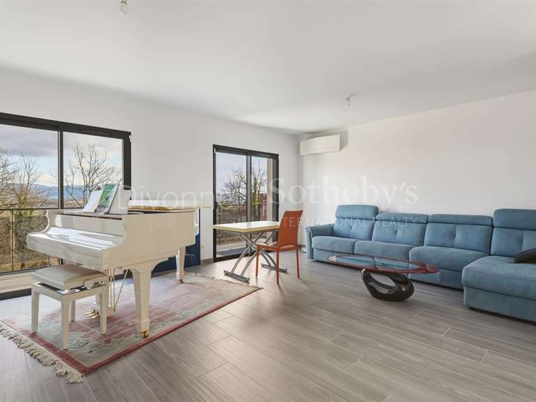 Maison Thoiry - 4 chambres - 230m²