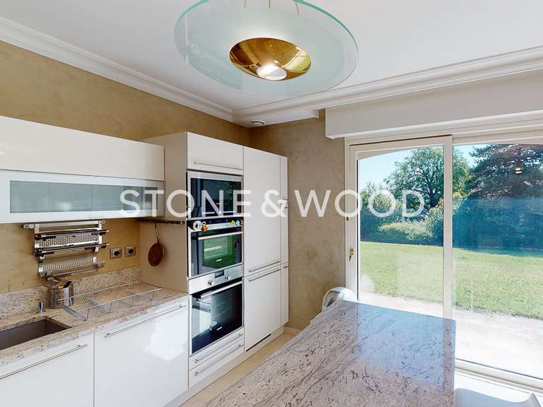 House Thoiry - 4 bedrooms - 287m²