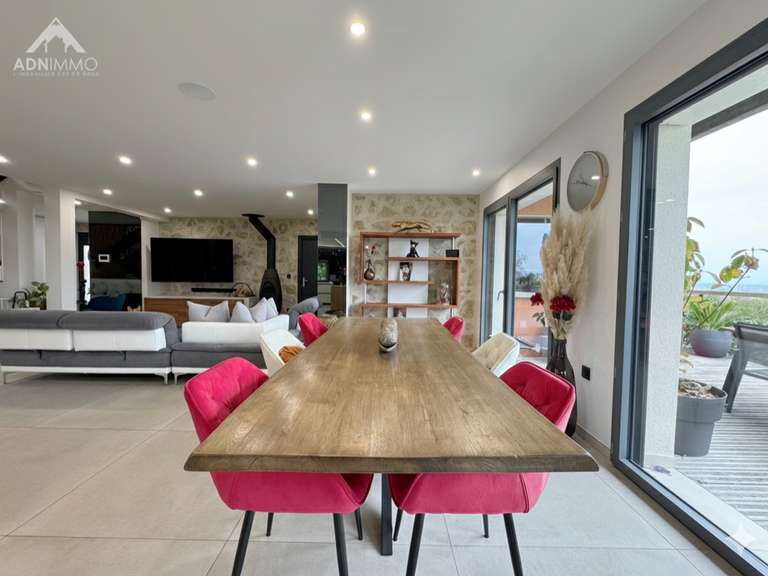 Maison Thoiry - 6 chambres - 375m²