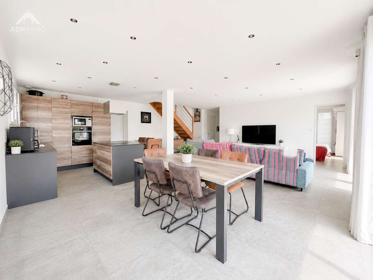 Maison Thoiry