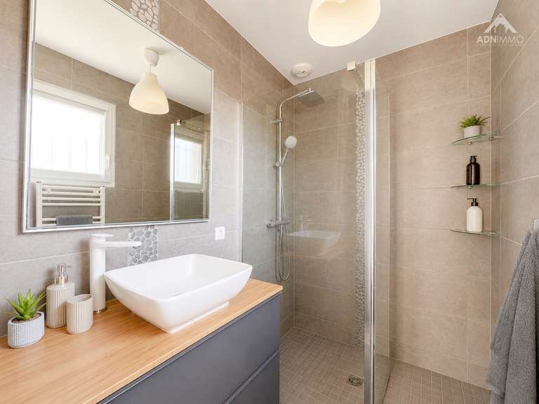 Maison Thoiry - 4 chambres - 130m²