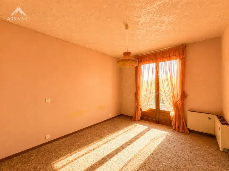 Maison Thoiry - 3 chambres - 151m²
