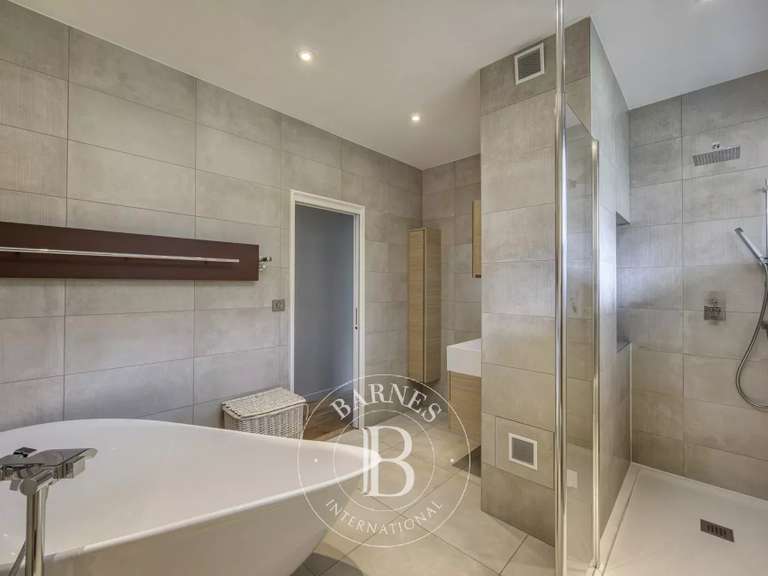 Villa Thoiry - 4 chambres - 281m²