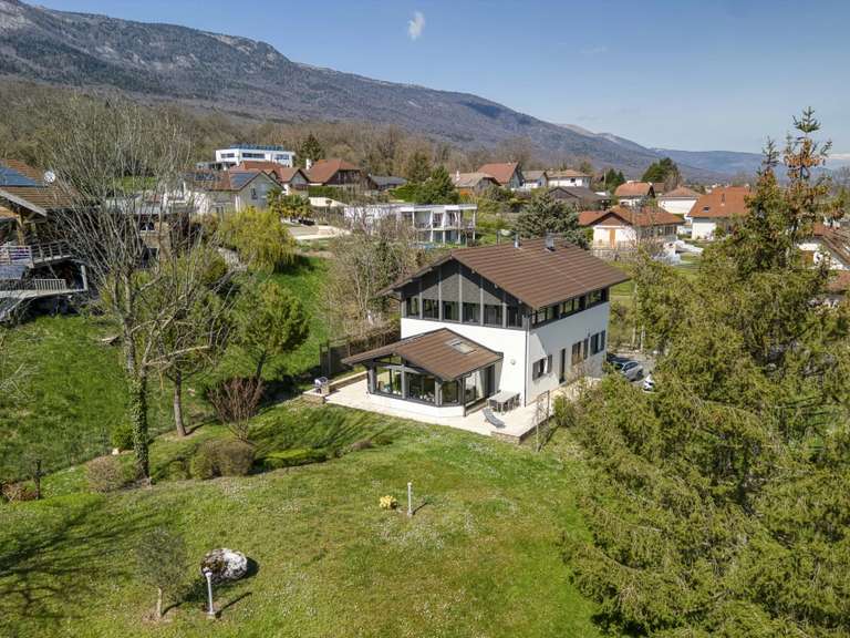 Villa Thoiry - 4 chambres - 281m²
