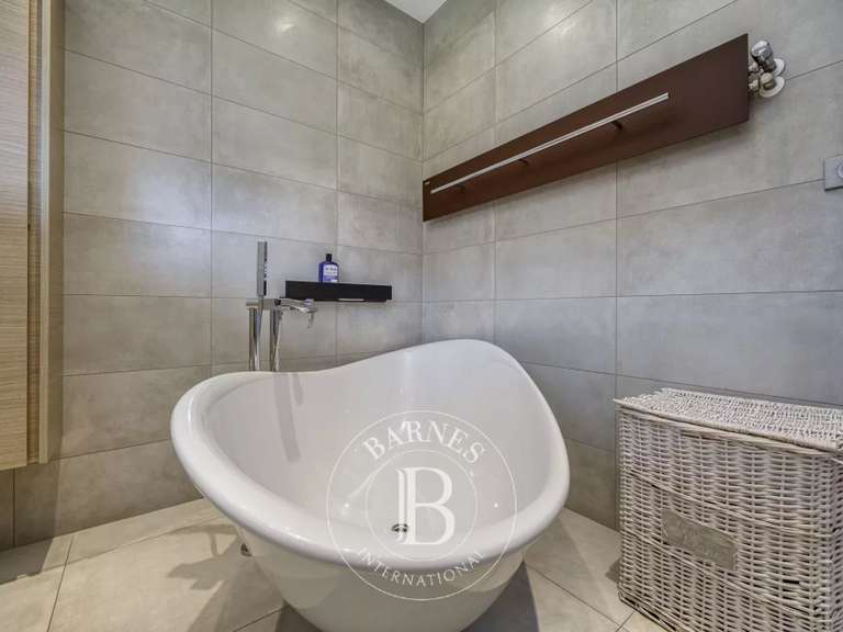 Villa Thoiry - 4 chambres - 281m²