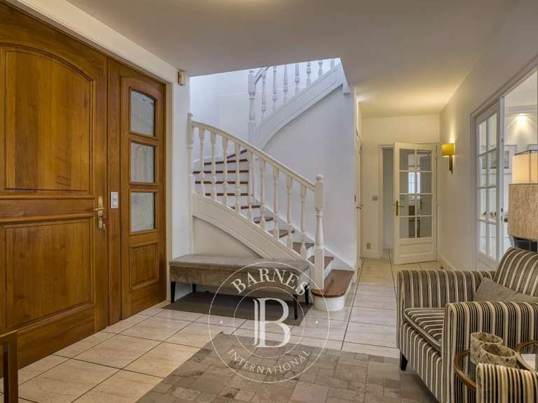 Villa Thoiry - 5 chambres - 260m²