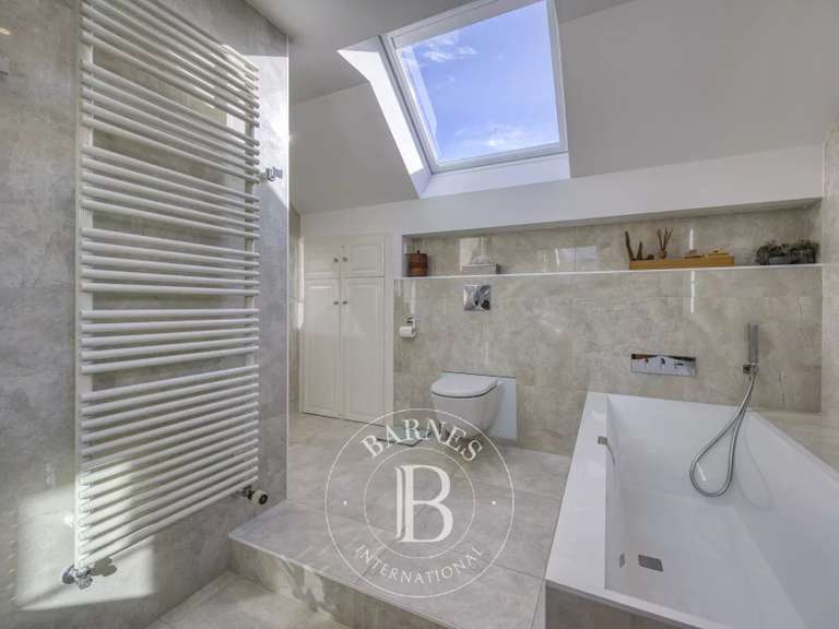 Villa Thoiry - 5 chambres - 260m²