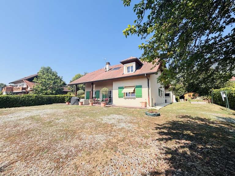 Villa Thoiry - 4 chambres - 161m²