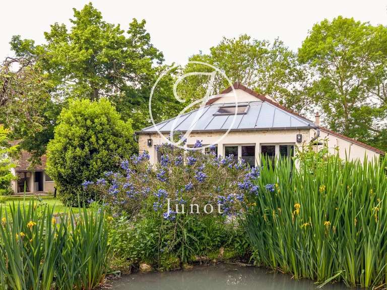 Moulin Thoiry - 12 chambres - 571m²