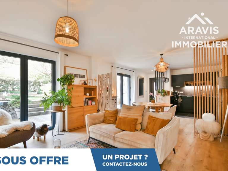 Apartment Thônes - 3 bedrooms - 107m²
