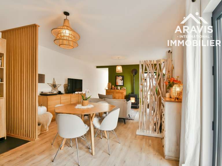 Appartement Thônes - 3 chambres - 107m²