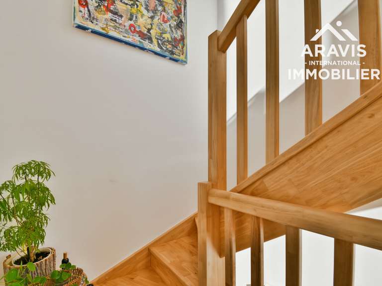 Appartement Thônes - 3 chambres - 107m²