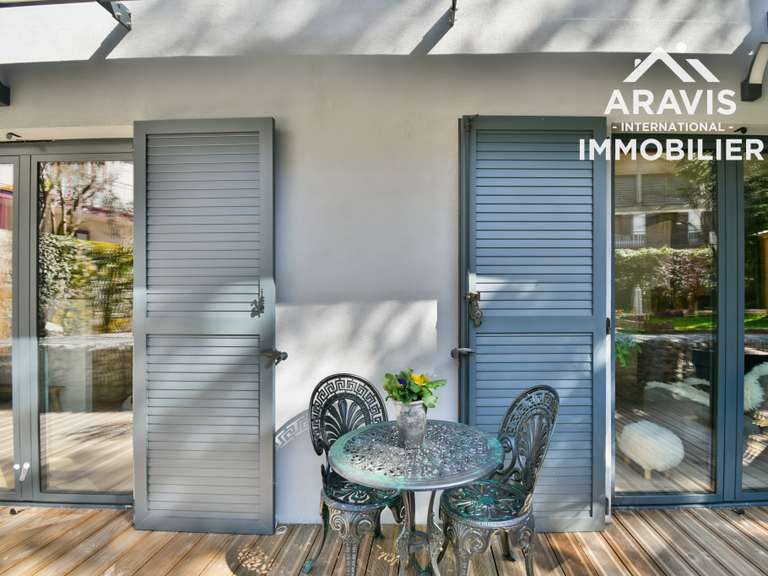 Appartement Thônes - 3 chambres - 107m²