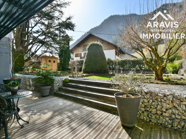 Appartement Thônes - 3 chambres - 107m²