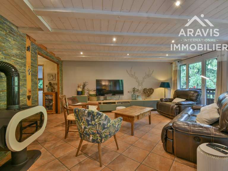 Maison Thônes - 4 chambres - 234m²